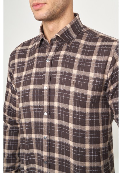 Regular Fit Kahve Flanel Çıtçıtlı Erkek Gömlek GM22K222100_D11 modelleri