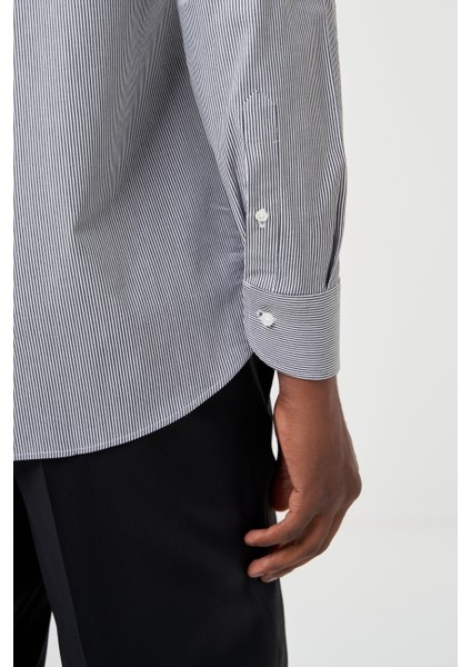 Regular Fit Klasik Siyah Erkek Gömlek GM23K232013_D99 fırsatları