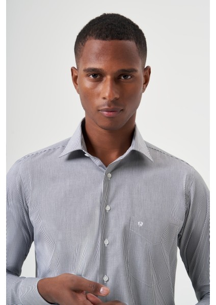 Regular Fit Klasik Siyah Erkek Gömlek GM23K232013_D99 indirimleri