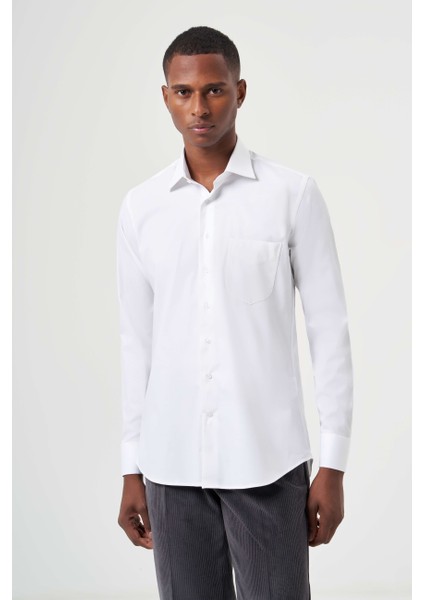 Regular Fit Beyaz Basic Klasik Erkek Gömlek GM23K232033_D01