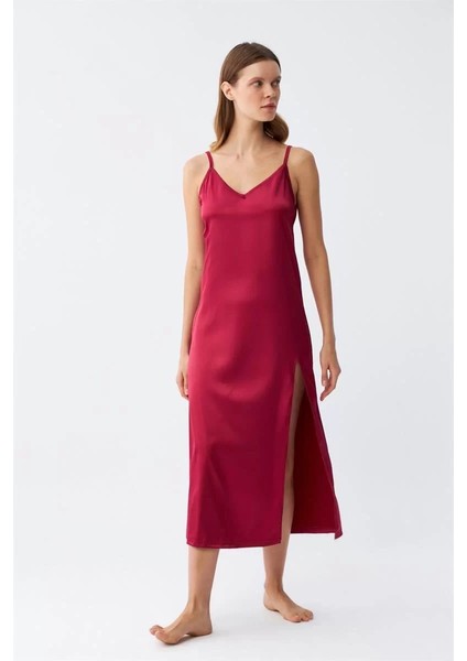 Moda Yırtmaçlı Uzun Saten Gecelik Bordo fırsatları