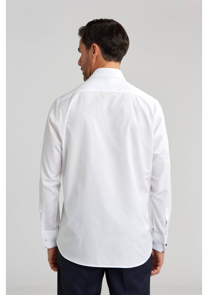 Erkek Regular Fit Pamuk Klasik Yaka Cepsiz Beyaz Gömlek GMKLS1KD224005_D01 fiyatları