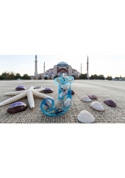 "j" Harfi - Açık Mavi Deniz Epoksi Harf Anahtarlık – Gerçek Deniz Kabuğu, El Yapımı, Benzersiz indirimleri