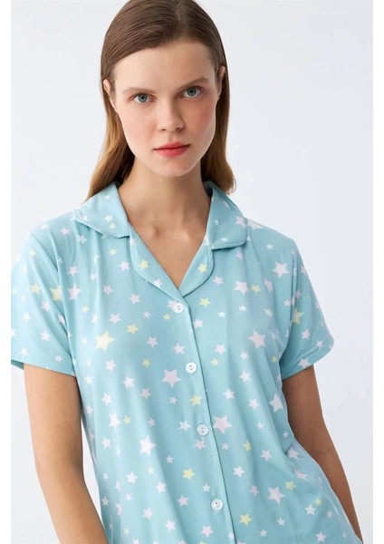 Moda Kadın Buz Mavisi Yıldız Desenli Önden Düğmeli Pijama Takımı modelleri