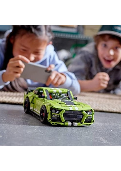 Ford Mustang Shelby® GT500® 42138 - Araçları Seven Çocuklar Için Çek-Bırak Drag Yarış Arabası Yaratıcı Oyuncak Model Yapım Seti (544 Parça) modelleri