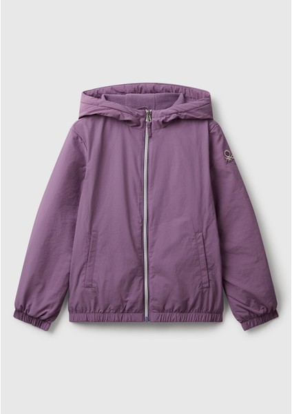 Kız Çocuk Mor Simli Logo Detaylı Cepli Kapüşonlu Jarse Yağmurluk