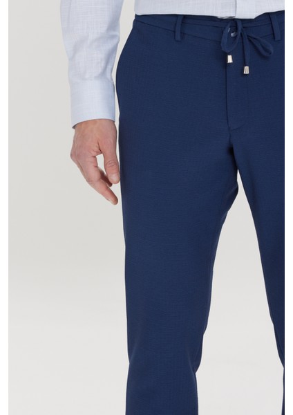 Erkek Lacivert Slim Fit Dar Kesim Beli Bağlamalı Yan Cep Gofre Desenli Pantolon indirimleri