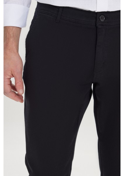 Erkek Siyah Kanvas Slim Fit Dar Kesim Yan Cep Chino Pantolon