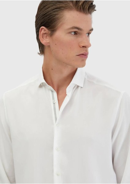 Beyaz Düz Casual Fit Dokuma Casual Gömlek fırsatları