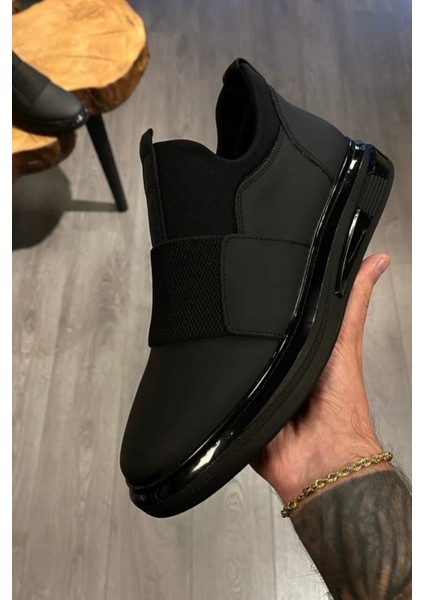 1067 Streçli Siyah Mat Hakiki Deri Erkek Sneakers fiyatları