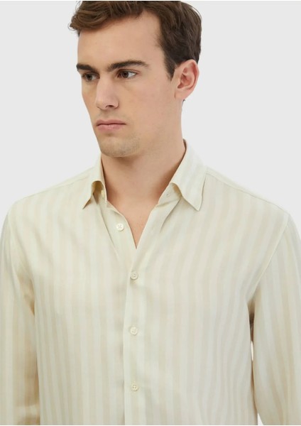 Ekru Çizgili Casual Fit Dokuma Casual Gömlek modelleri