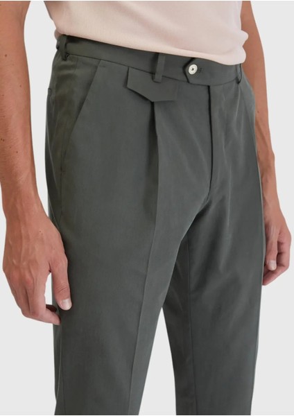 Haki Düz Kumaş Regular Fit Casual Pantolon modelleri