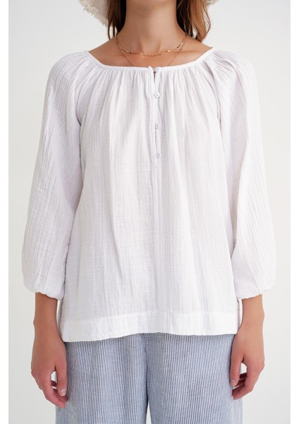 4707 Kadın Yakası Büzgülü Kolu Lastikli Bol Müslin Bluz Beyaz indirimleri