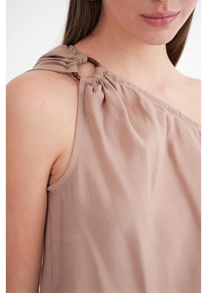 4665 Kadın Tek Omuz Askılı Bluz Toprak indirimleri