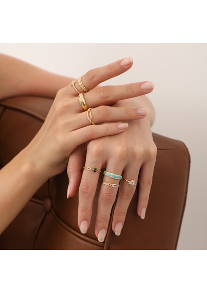 14 Ayar Altın Mavi Mineli ve Desenli Yüzük fırsatları