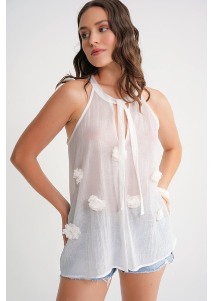 4719 Kadın Çicek Detaylı Transparan Bağlamalı Bluz Beyaz fiyatları