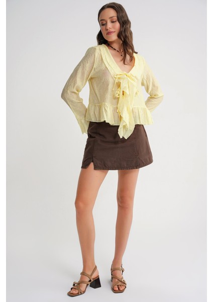 4727 Kadın Yakası Fırfırlı Kraşlı Bluz Sarı fiyatları
