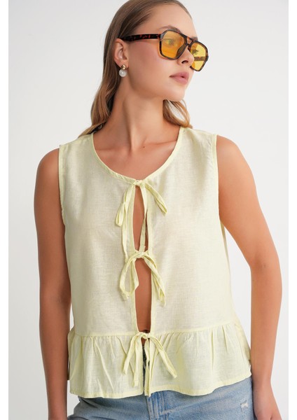 4717 Kadın Önü Bağcıklı Fırfırlı Kolsuz Keten Bluz Sarı