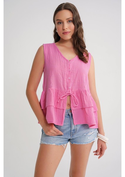 4722 Kadın V Yaka Fırfırlı Müslin Bluz Pembe