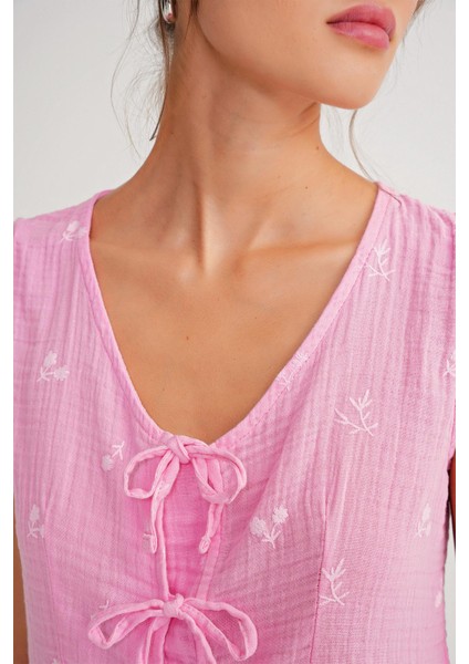 4724 Kadın Çicek Desenli Bağlamalı Müslin Bluz Pembe indirimleri