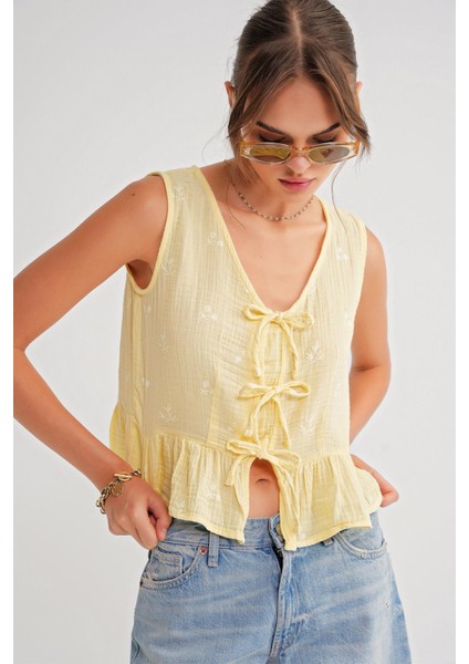 4724 Kadın Çicek Desenli Bağlamalı Müslin Bluz Sarı fırsatları