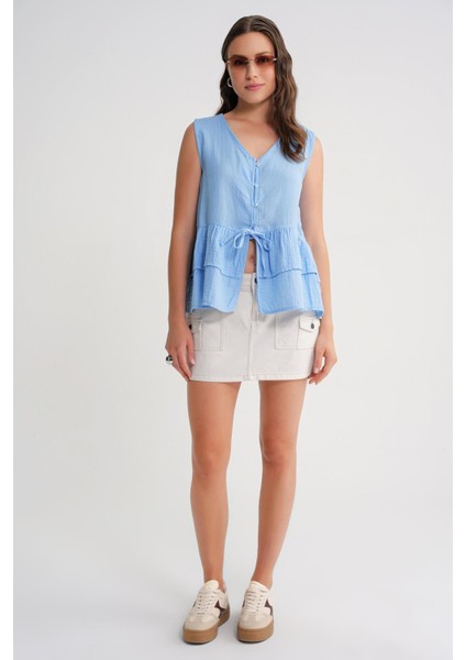 4722 Kadın V Yaka Fırfırlı Müslin Bluz Bebe Mavi fiyatları