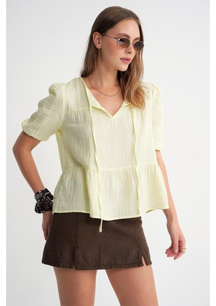 4715 Kadın Yakası Bağlamalı Kısa Kol Müslin Bluz Sarı