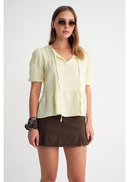 4715 Kadın Yakası Bağlamalı Kısa Kol Müslin Bluz Sarı fiyatları