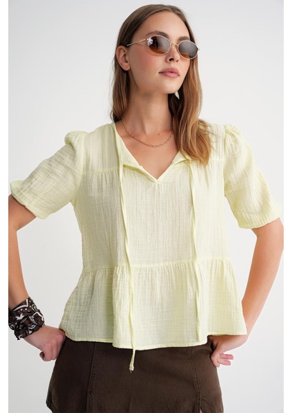 4715 Kadın Yakası Bağlamalı Kısa Kol Müslin Bluz Sarı modelleri
