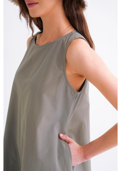 4690 Kadın Bisiklet Yaka Sıfır Kol Midi Paraşüt Elbise Haki indirimleri