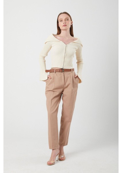 3657 Kadın Kemerli Havuç Pantolon Vizon modelleri