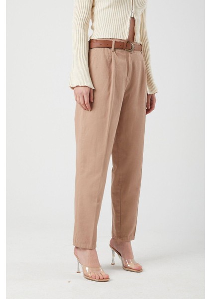 3657 Kadın Kemerli Havuç Pantolon Vizon fırsatları