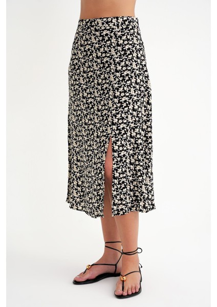 4696 Kadın Yırtmaç Detaylı Çiçek Desenli Midi Dokuma Etek Siyah indirimleri