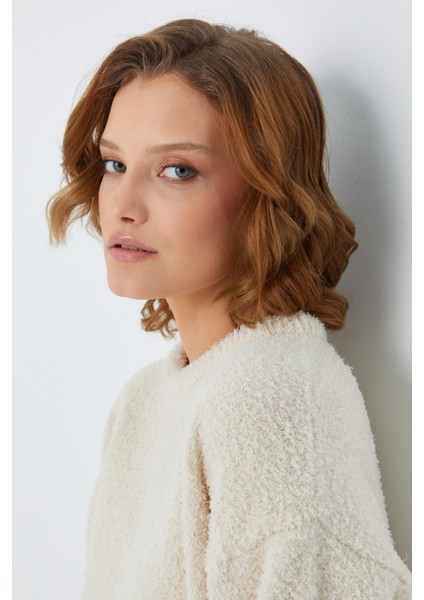 6917 Kadın Buklet Basic Triko Kazak Naturel modelleri