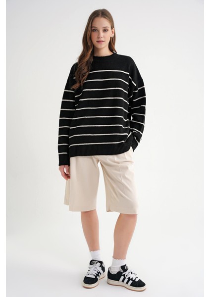 6944 Kadın Salaş Yumuşak Dokulu Çizgili Triko Kazak Siyah fiyatları