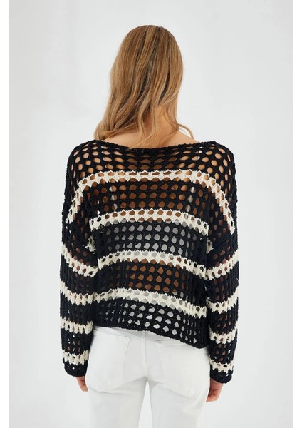 6877 Kadın Çizgili Ajurlu Kayık Yaka Triko Kazak Siyah indirimleri