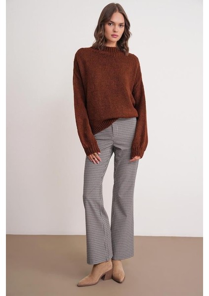 6700 Kadın Dik Yaka Balon Triko Kazak Tarçın fiyatları