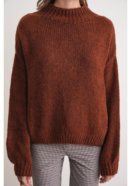 6700 Kadın Dik Yaka Balon Triko Kazak Tarçın indirimleri