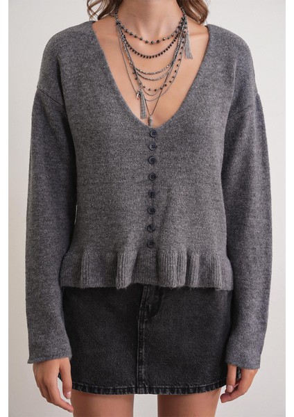 6954 Kadın Fırfır Detaylı V Yaka Triko Kazak Antrasit indirimleri
