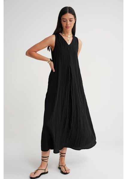 4700 Kadın V Yaka Önü Pileli Elbise Siyah fiyatları