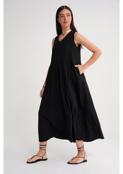 4700 Kadın V Yaka Önü Pileli Elbise Siyah modelleri