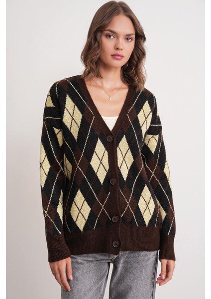 6937 Kadın Baklava Desenli Oversize Triko Hırka Kahve indirimleri