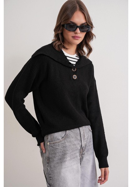 6900 Kadın Düğmeli Devrik Yaka Triko Kazak Siyah modelleri