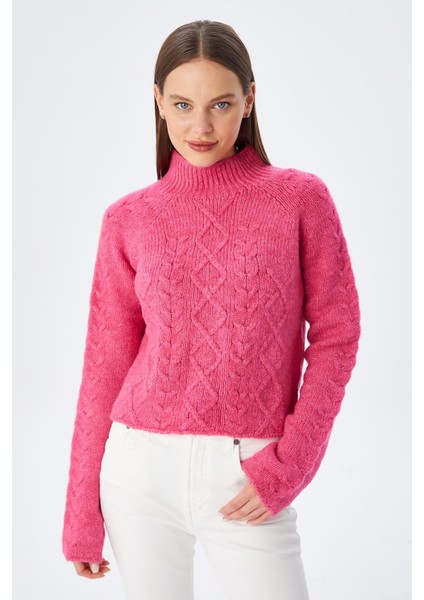 6855 Kadın Dik Yaka Saç Örgülü Triko Kazak Fuşya