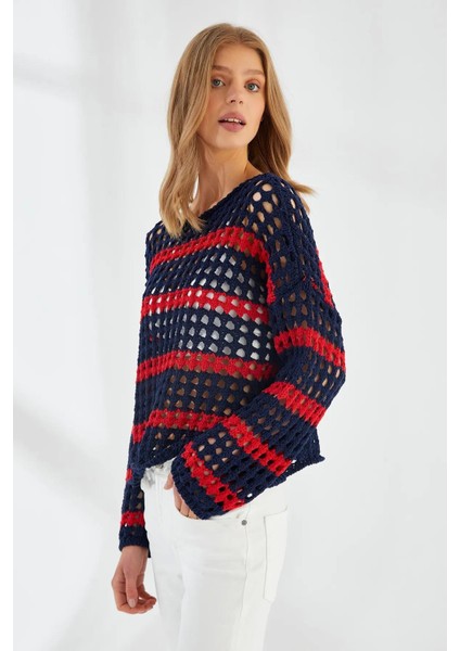 6877 Kadın Çizgili Ajurlu Kayık Yaka Triko Kazak Lacivert indirimleri