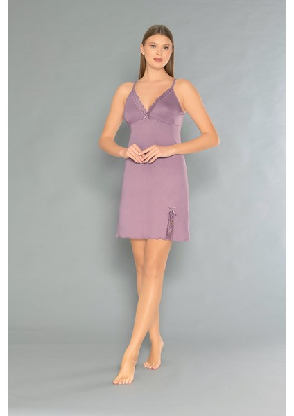 Kadın Lila Süper Yumuşak Örme Viskon Yırtmaçlı Ip Askılı Gecelik