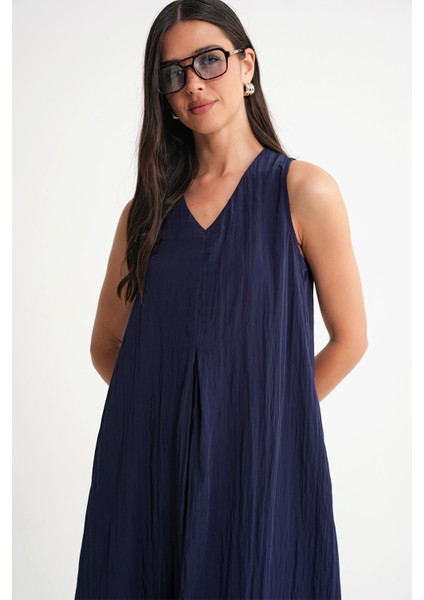 4700 Kadın V Yaka Önü Pileli Elbise Lacivert fırsatları