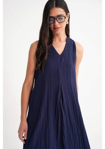 4700 Kadın V Yaka Önü Pileli Elbise Lacivert indirimleri