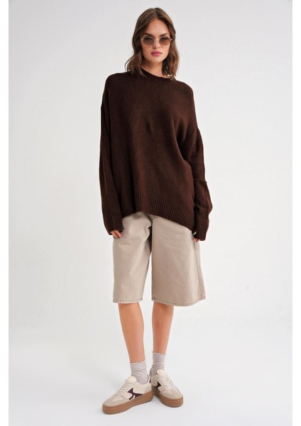 6913 Kadın Salaş Yumuşak Dokulu Oversize Triko Kazak Kahve modelleri