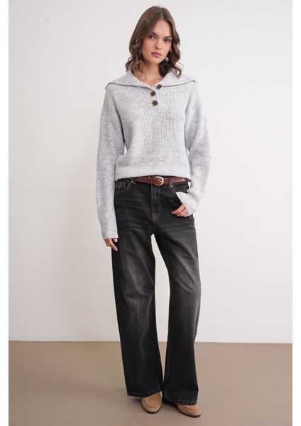 6900 Kadın Düğmeli Devrik Yaka Triko Kazak Gri fiyatları